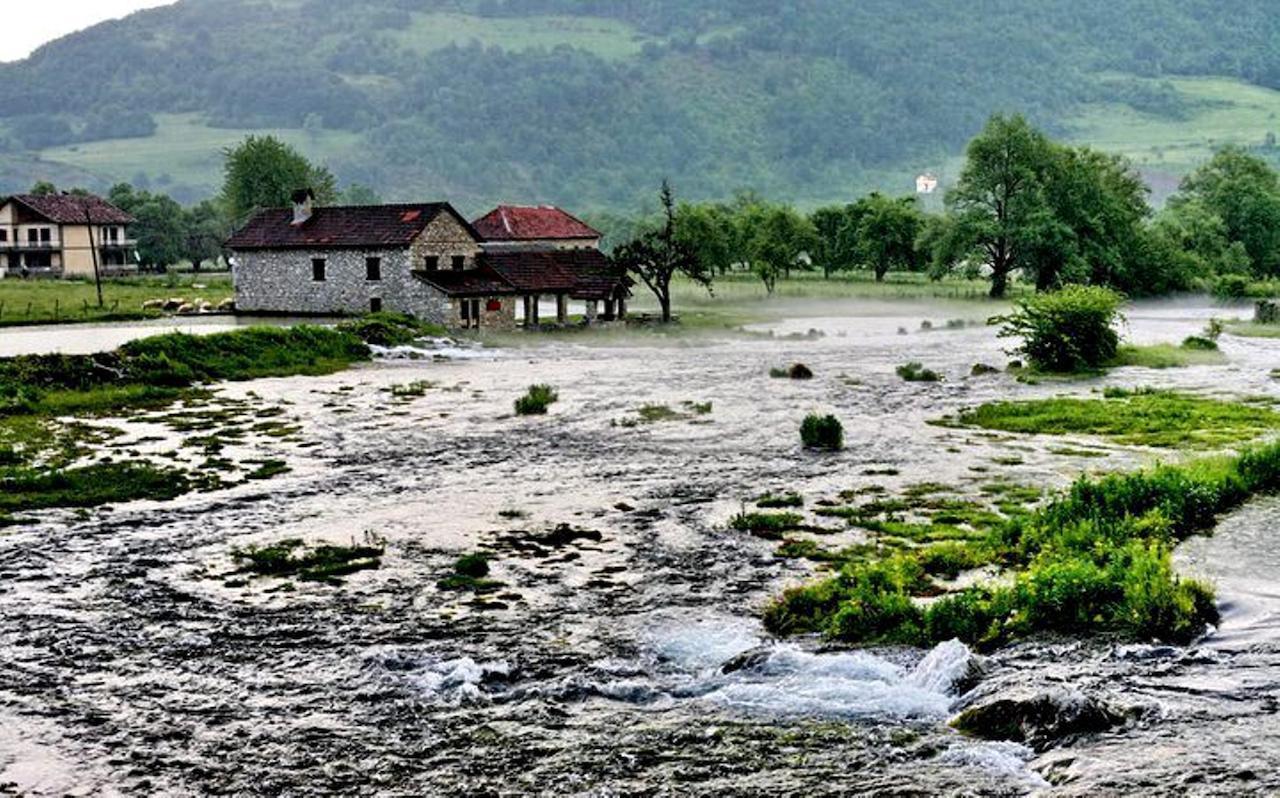 Hotel Rosi Gusinje المظهر الخارجي الصورة